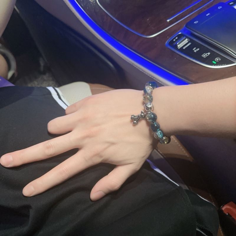 chr1st1an D10r bracelets